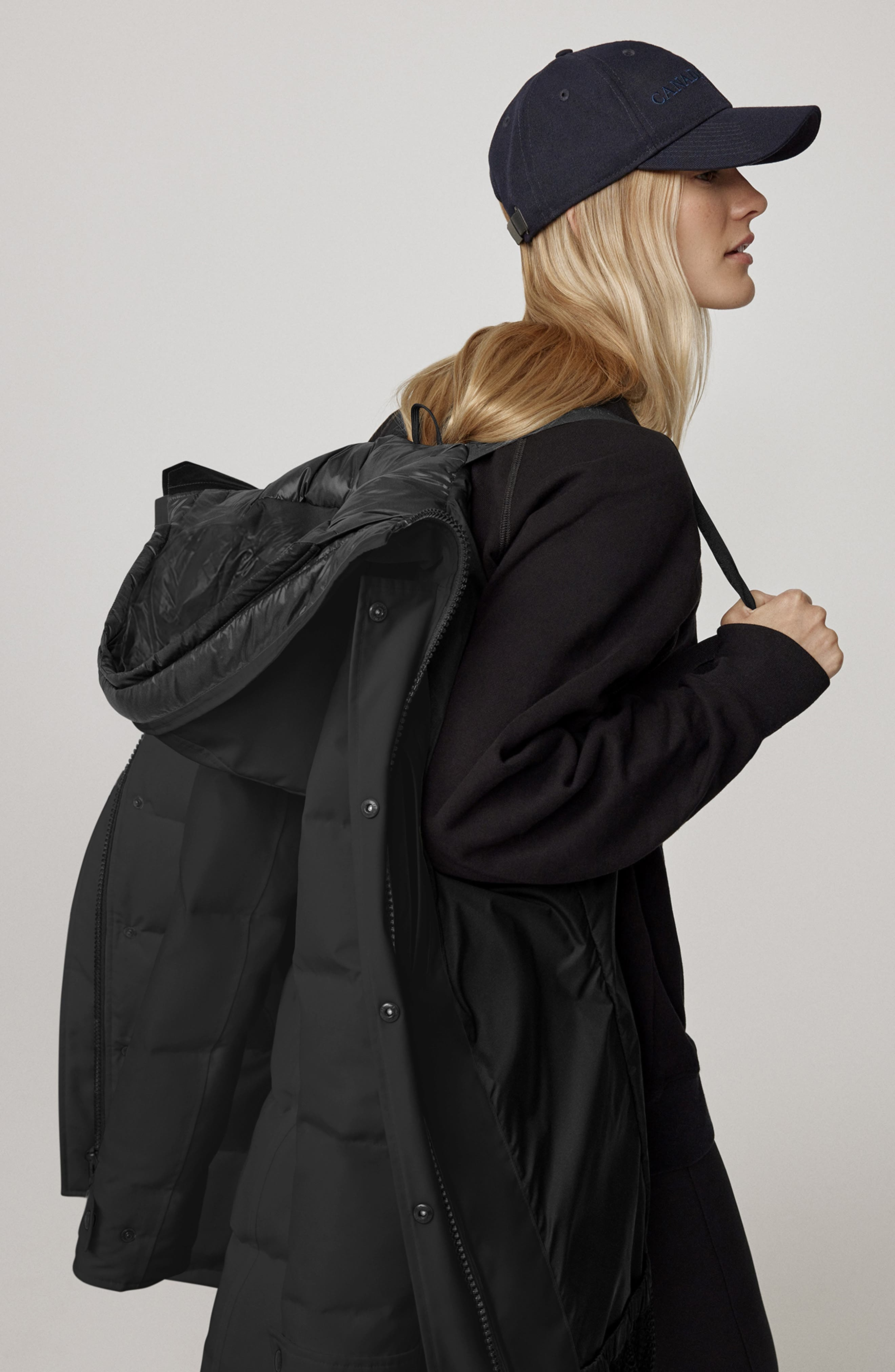 Canada Goose Shelburne Water Resistant 625 Fill Power Down Parka in Black at Nordstrom - 3