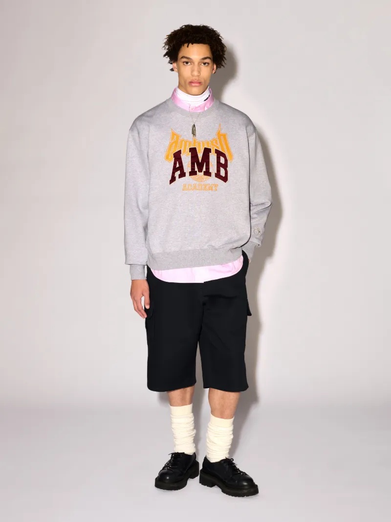 GRAPHIC SWEATSHIRT - 2