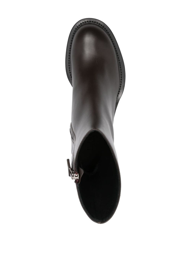 zip-fastening leather ankle boots 4