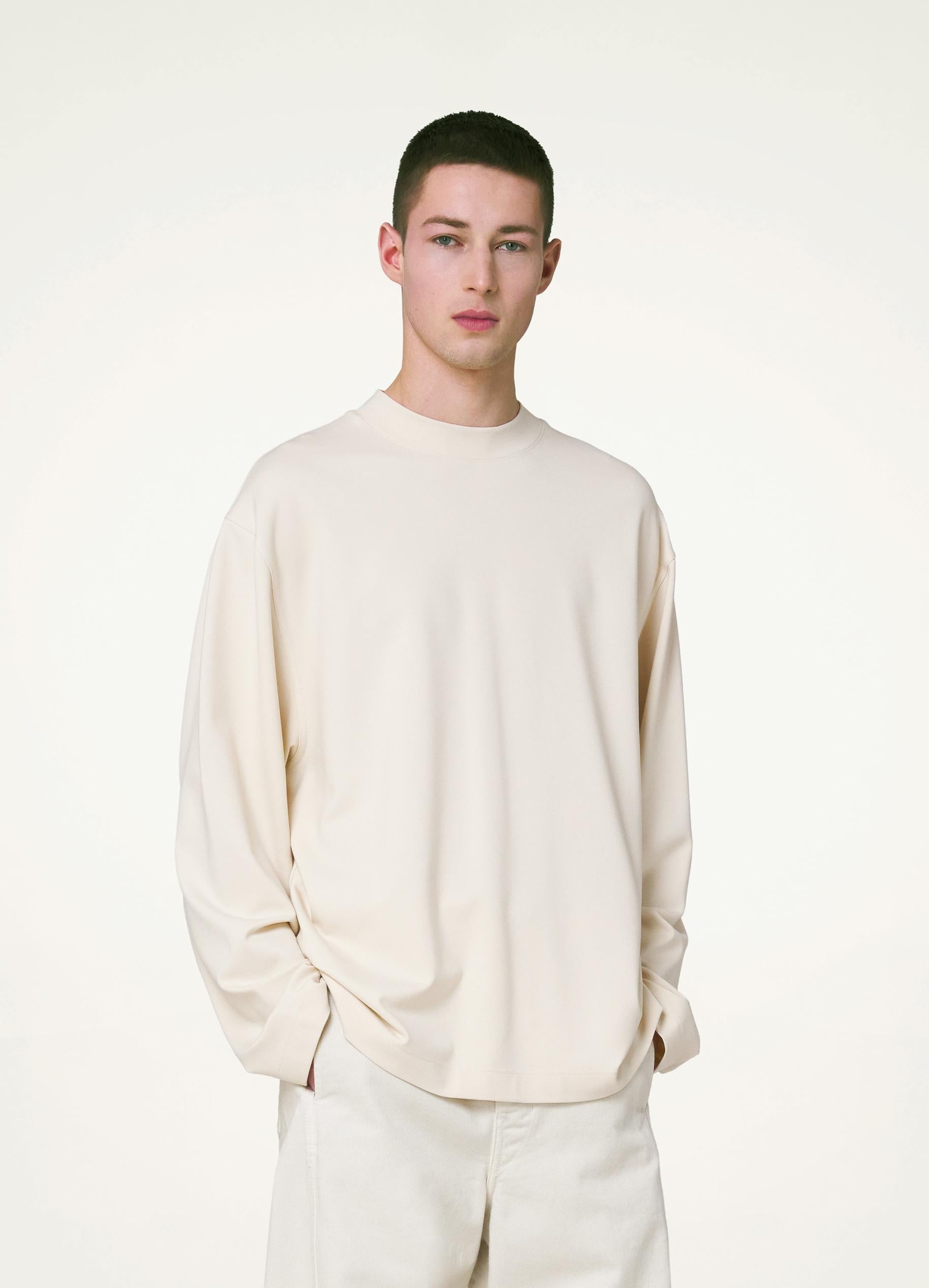 SOFT SWEATSHIRT - 3