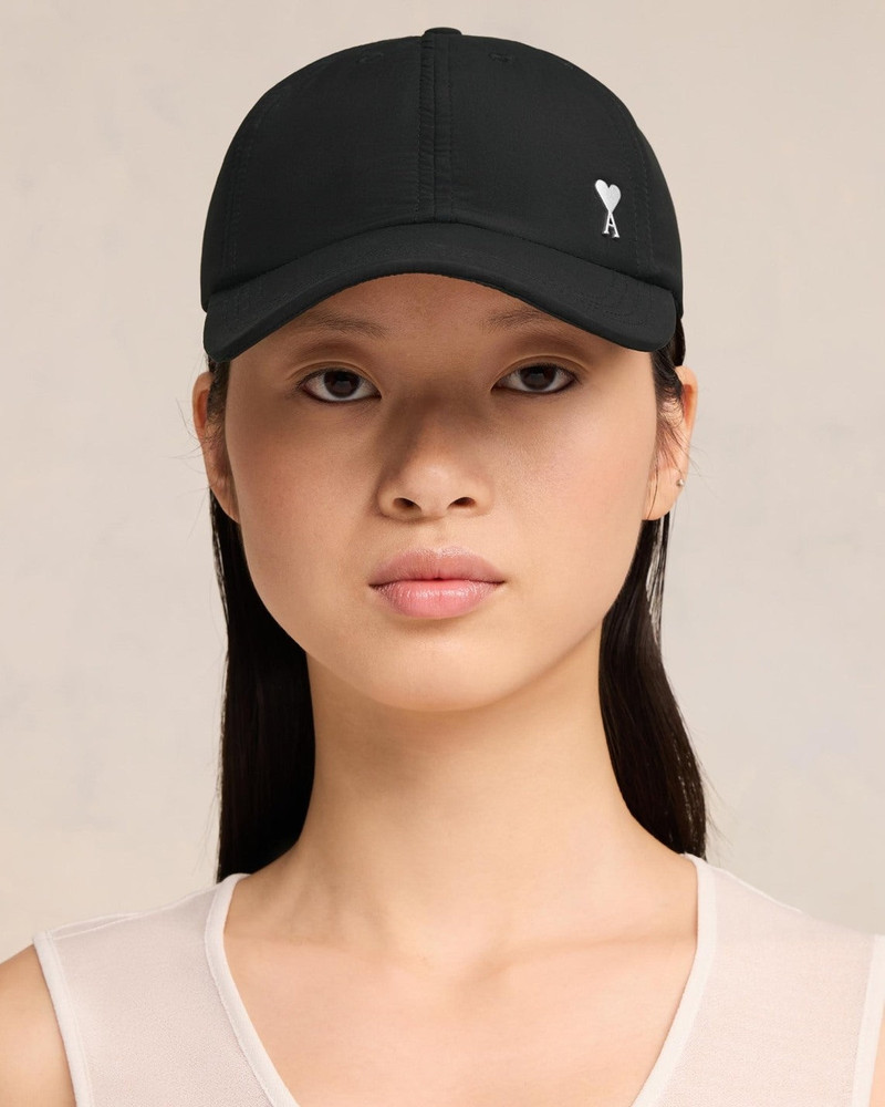AMI Paris AMI DE COEUR STUDS CAP outlook