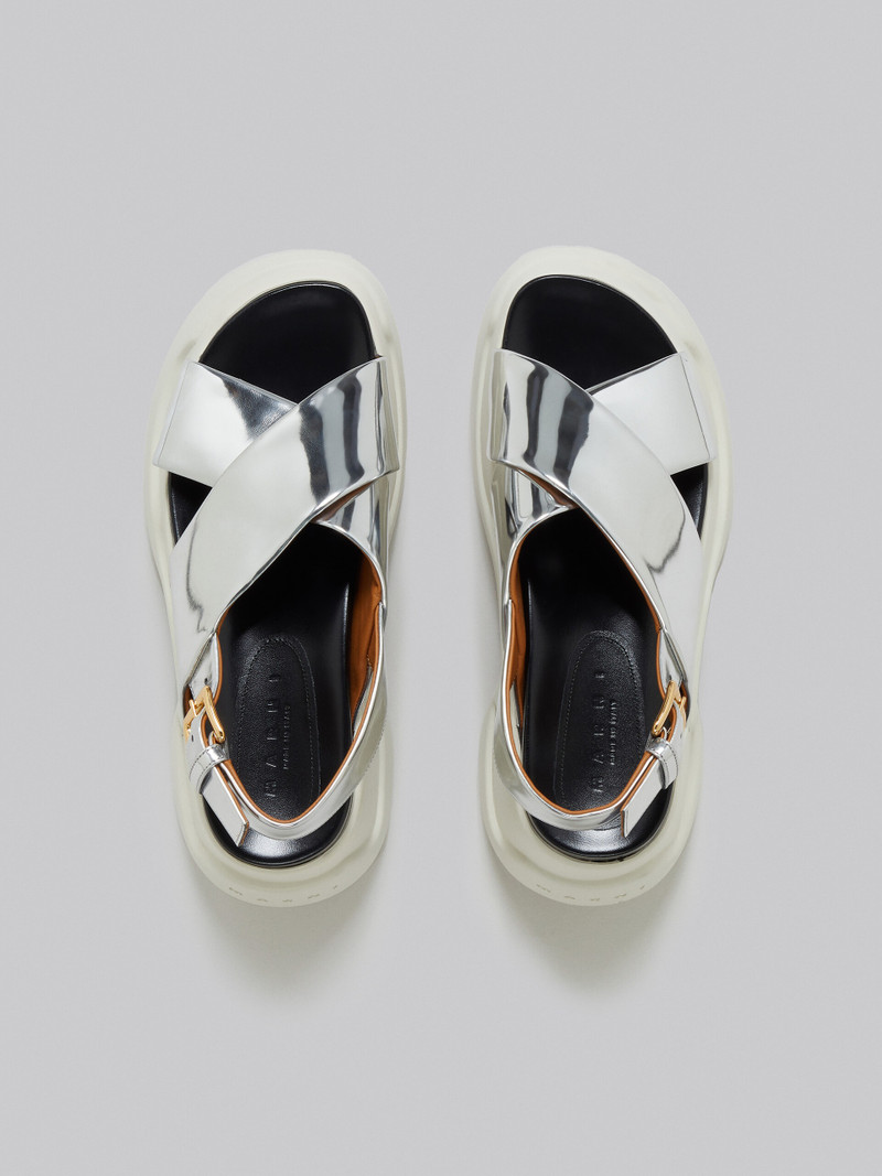 SILVER MIRRORED LEATHER FUSSBETT 4