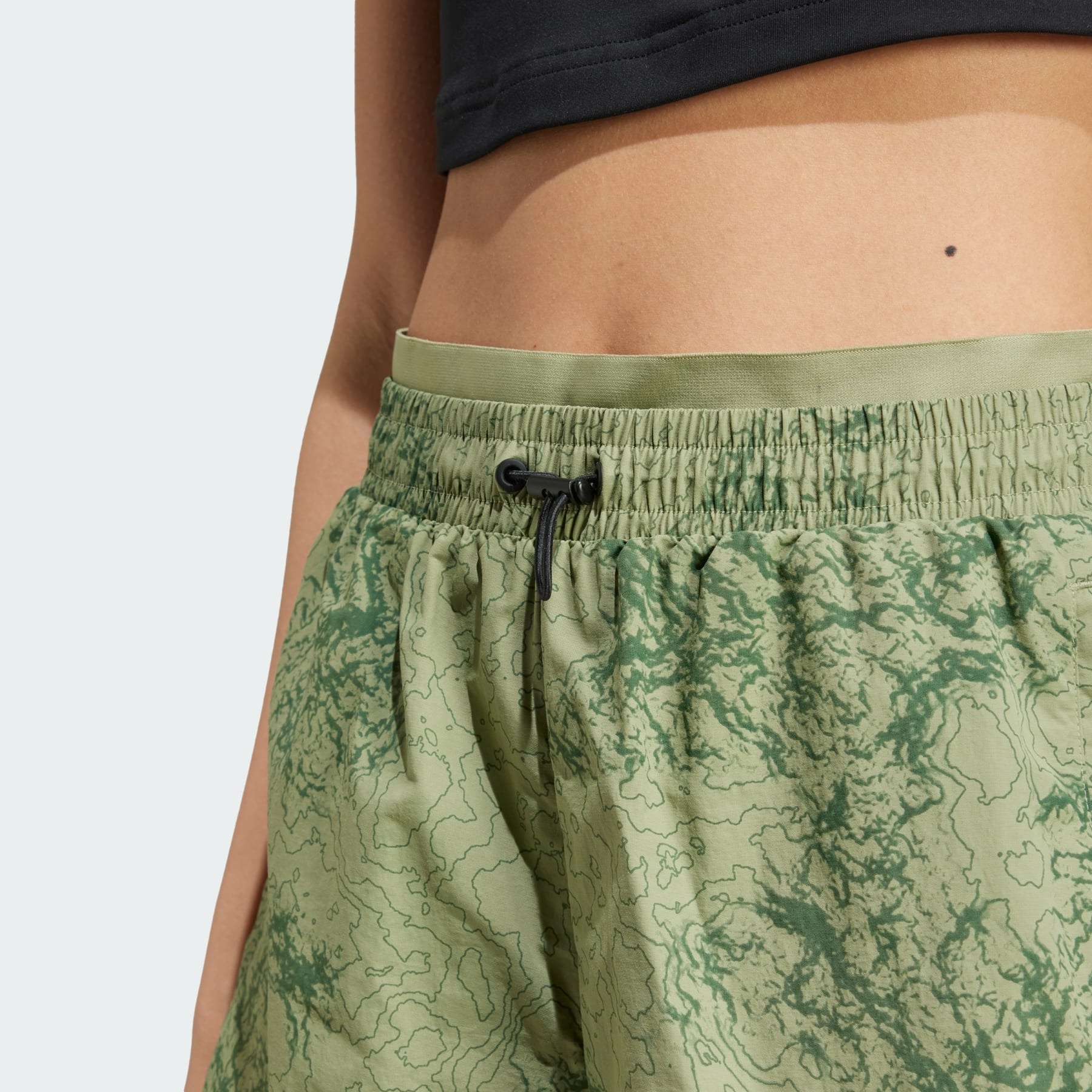 City Escape Woven Shorts - 6