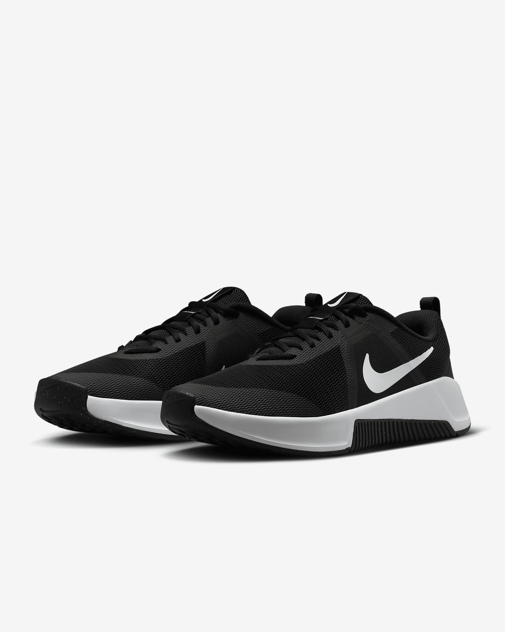 Nike MC Trainer 3 Men's Workout Shoes - 5