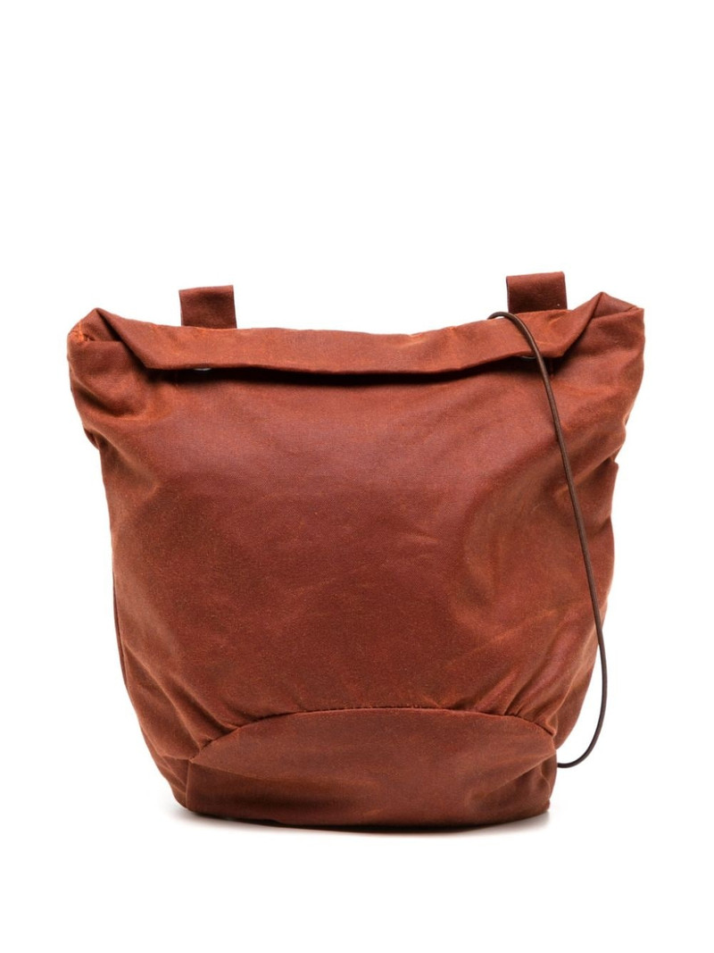 zip-fastening messenger bag 1