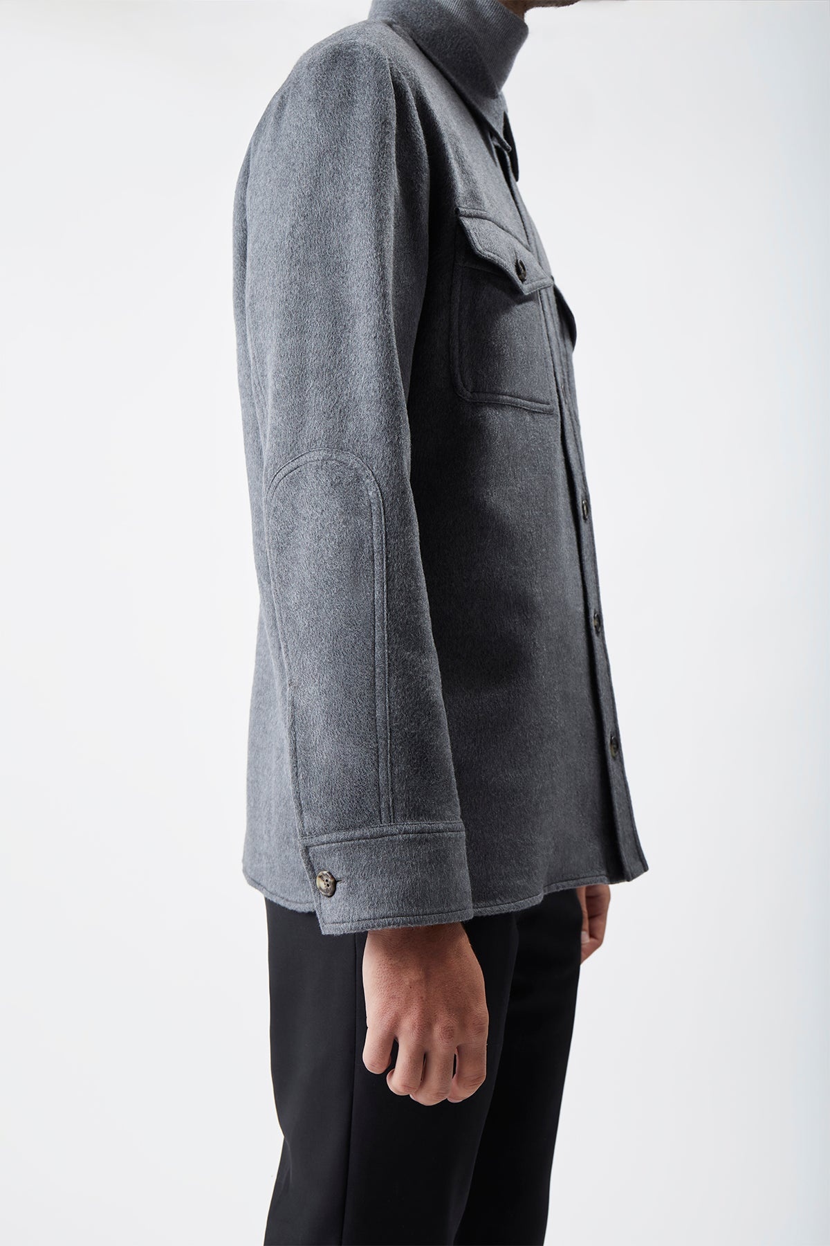 Lucas Overshirt in Dark Grey Melange Winter Silk - 6