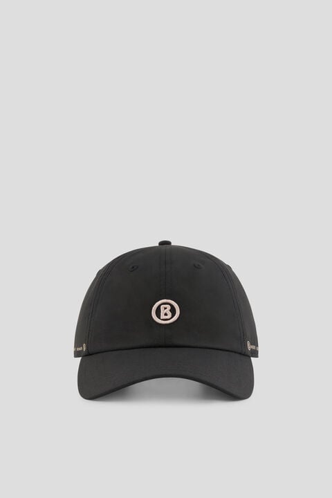 Berno Cap in Black - 2