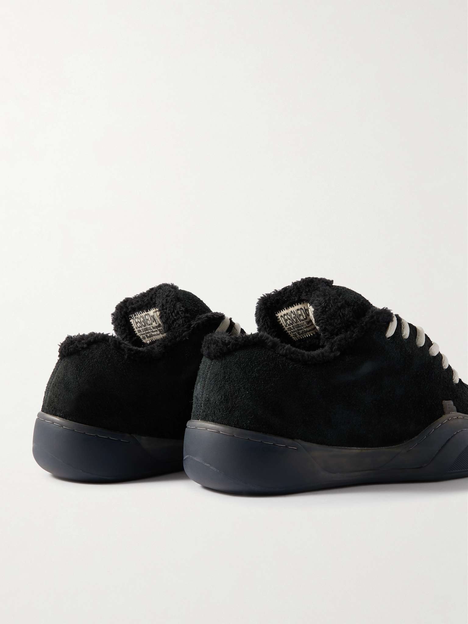 Fur lined skate shoes deals