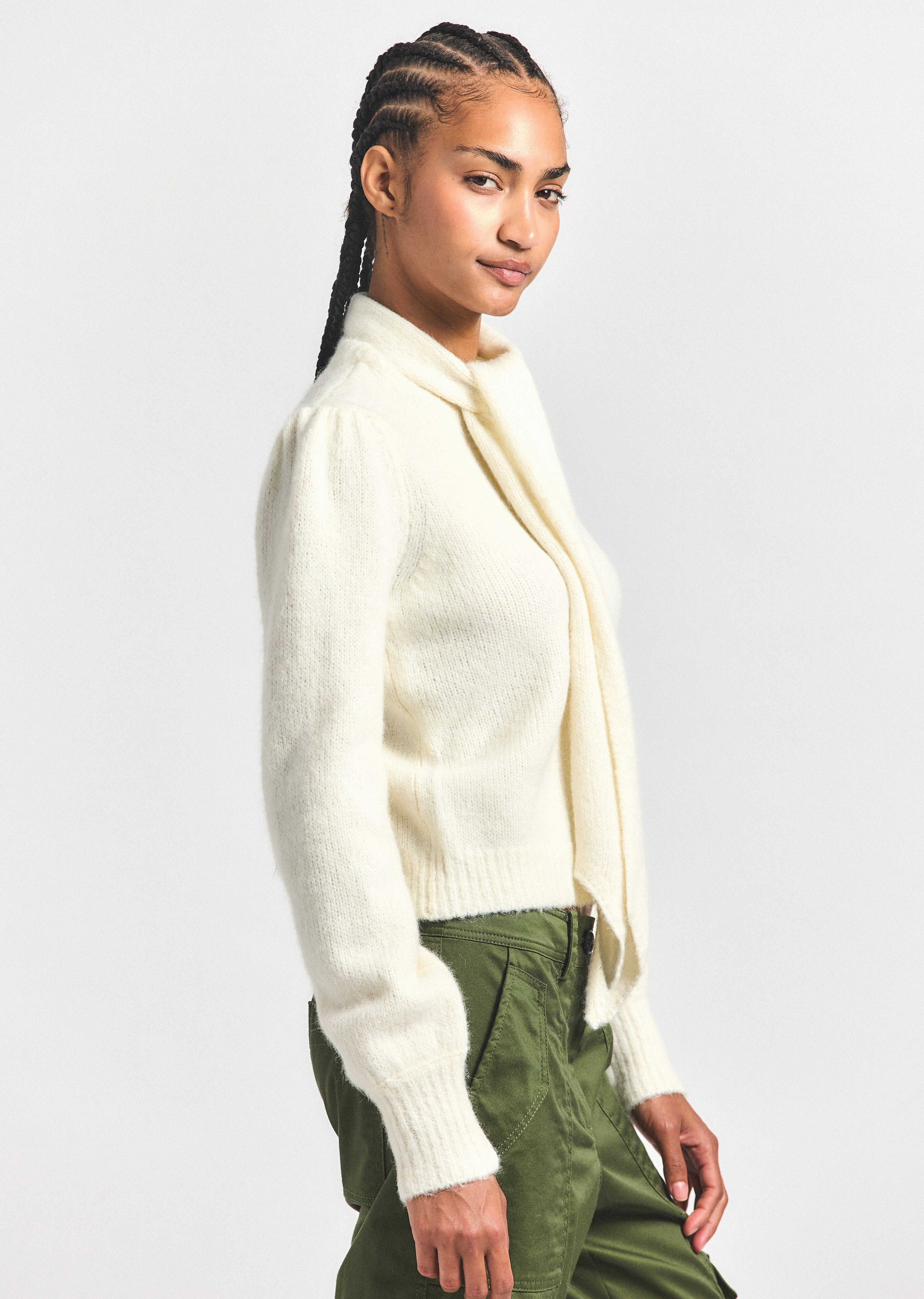LEILANI PLUSH KNIT TIE NECK SWEATER - 3