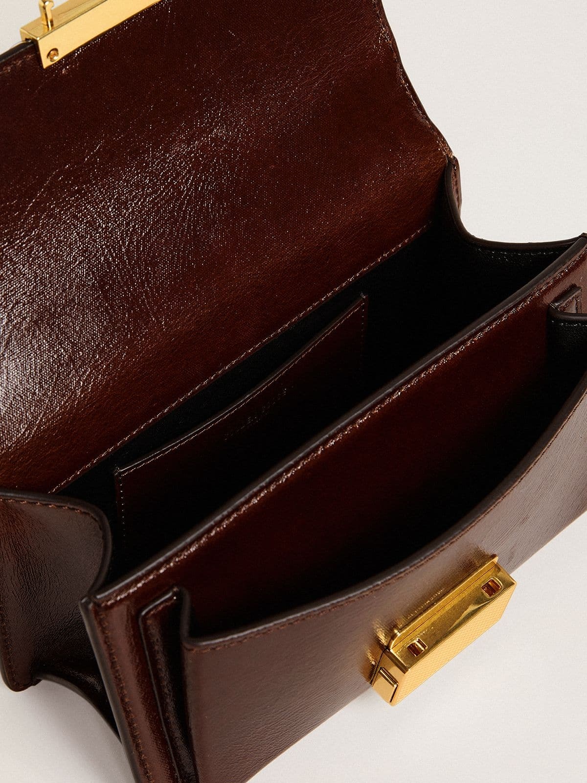 Small Venezia Bag in dark brown laminated leather with gold details - 5