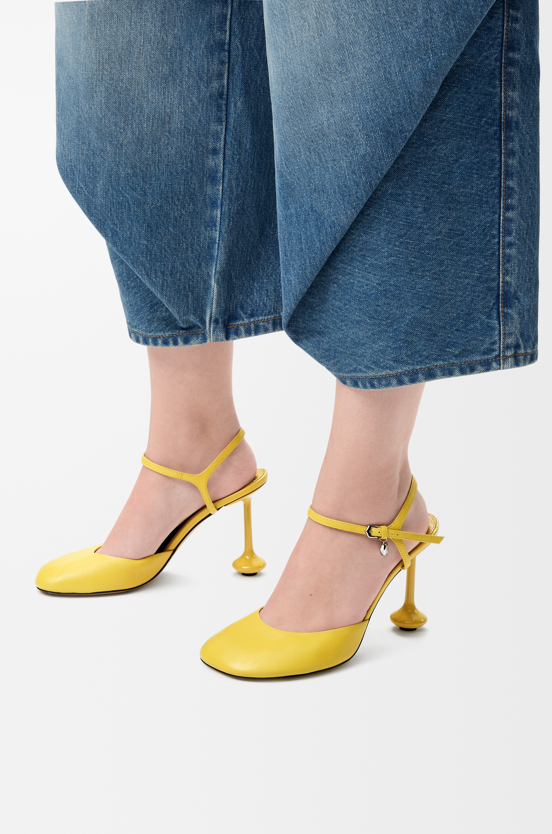 Toy ankle strap pump in lambskin - 2