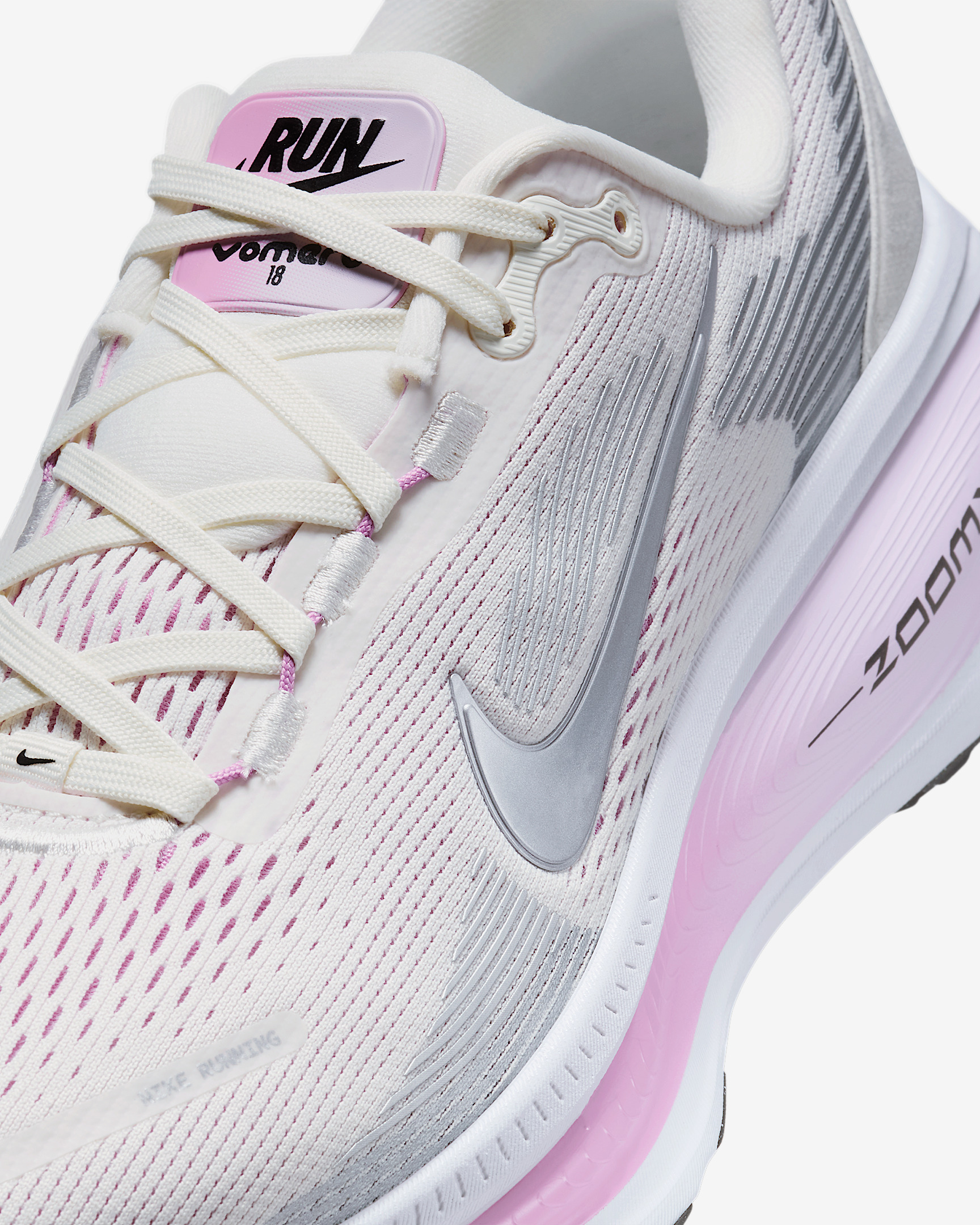 Nike Vomero 18 Women's Road Running Shoes - 7