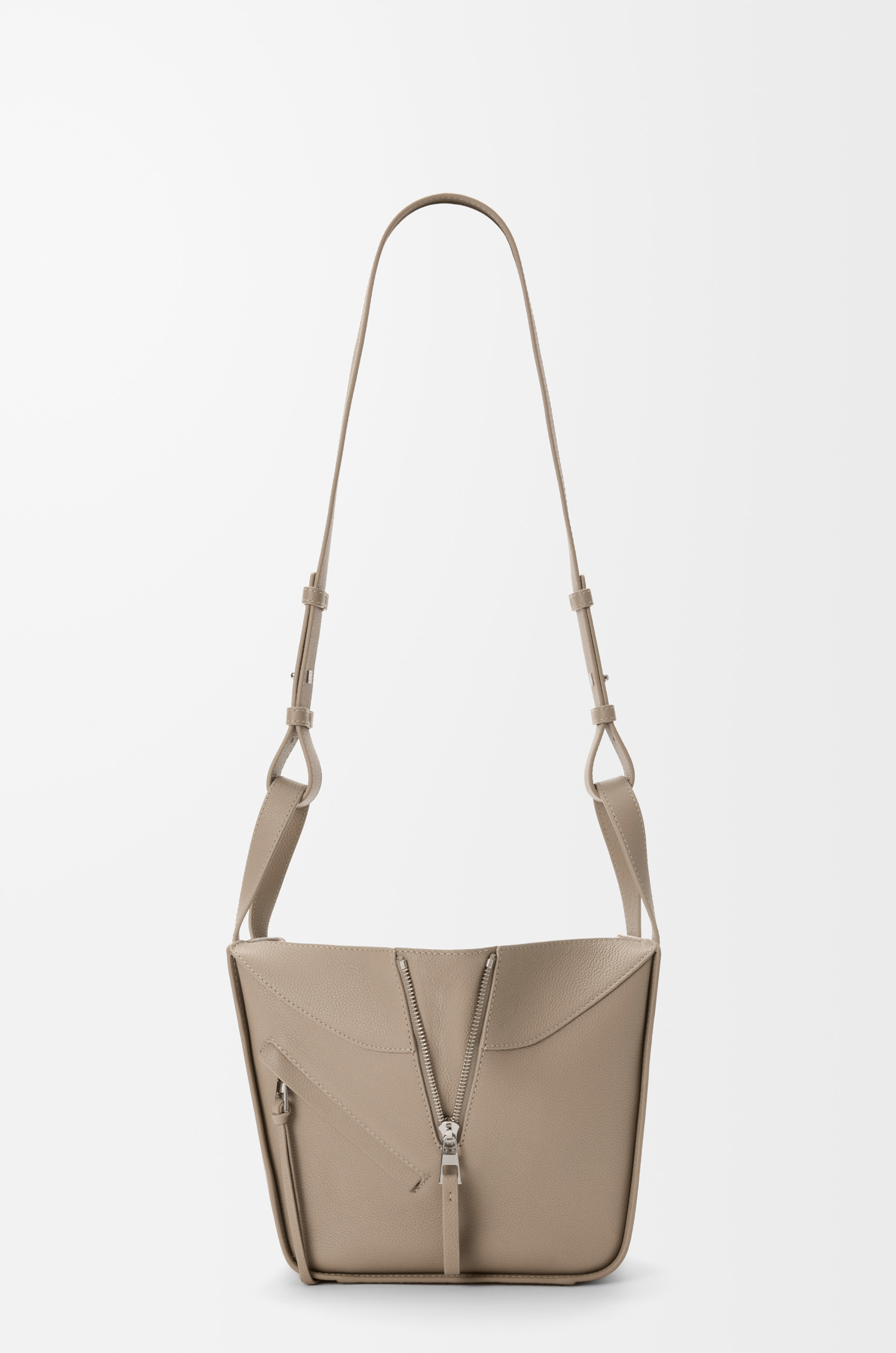 Compact Hammock bag in soft grained calfskin - 5