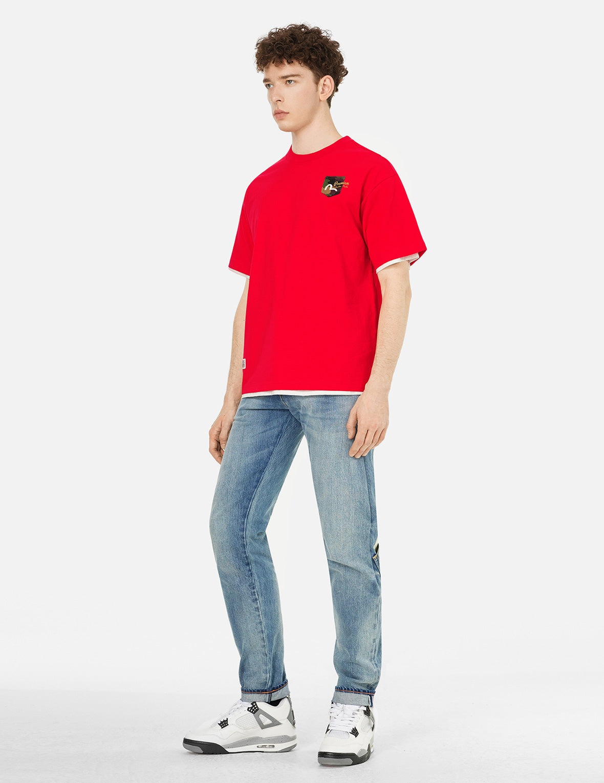 Multi-embroidery and Multi-pocket Relax Fit T-shirt - 3