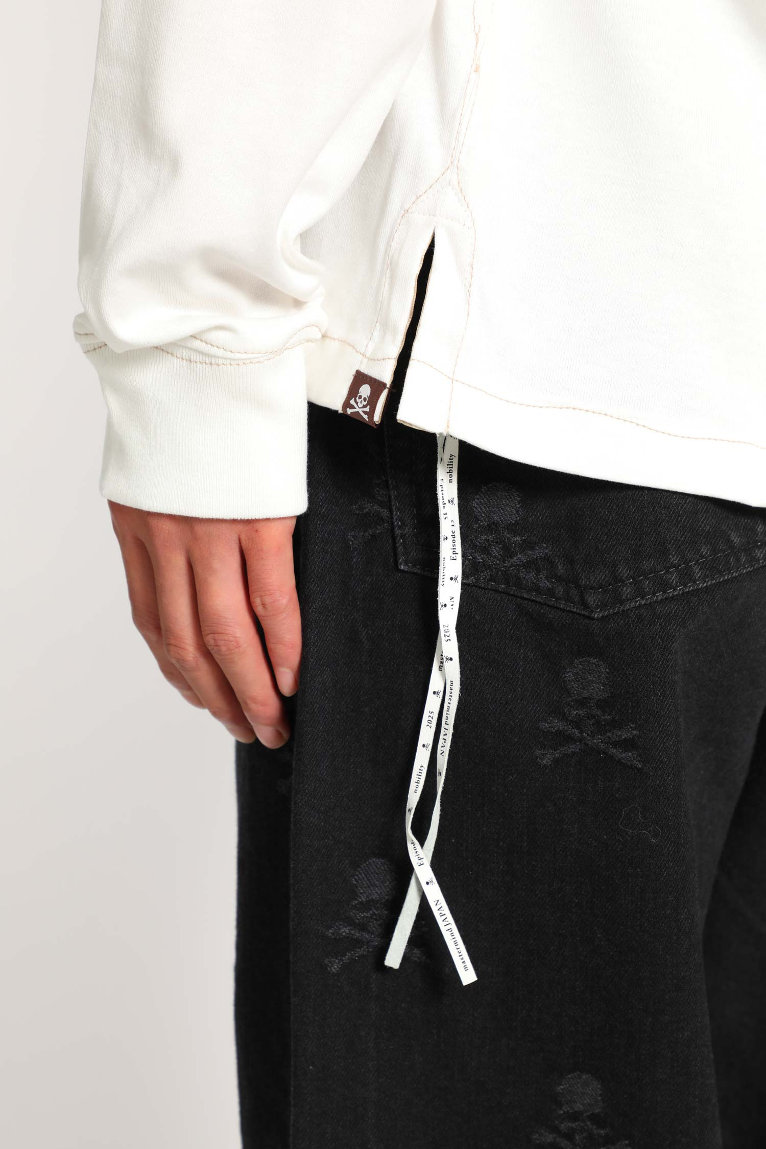 Stitched Skull Long Sleeve T-shirt - 4