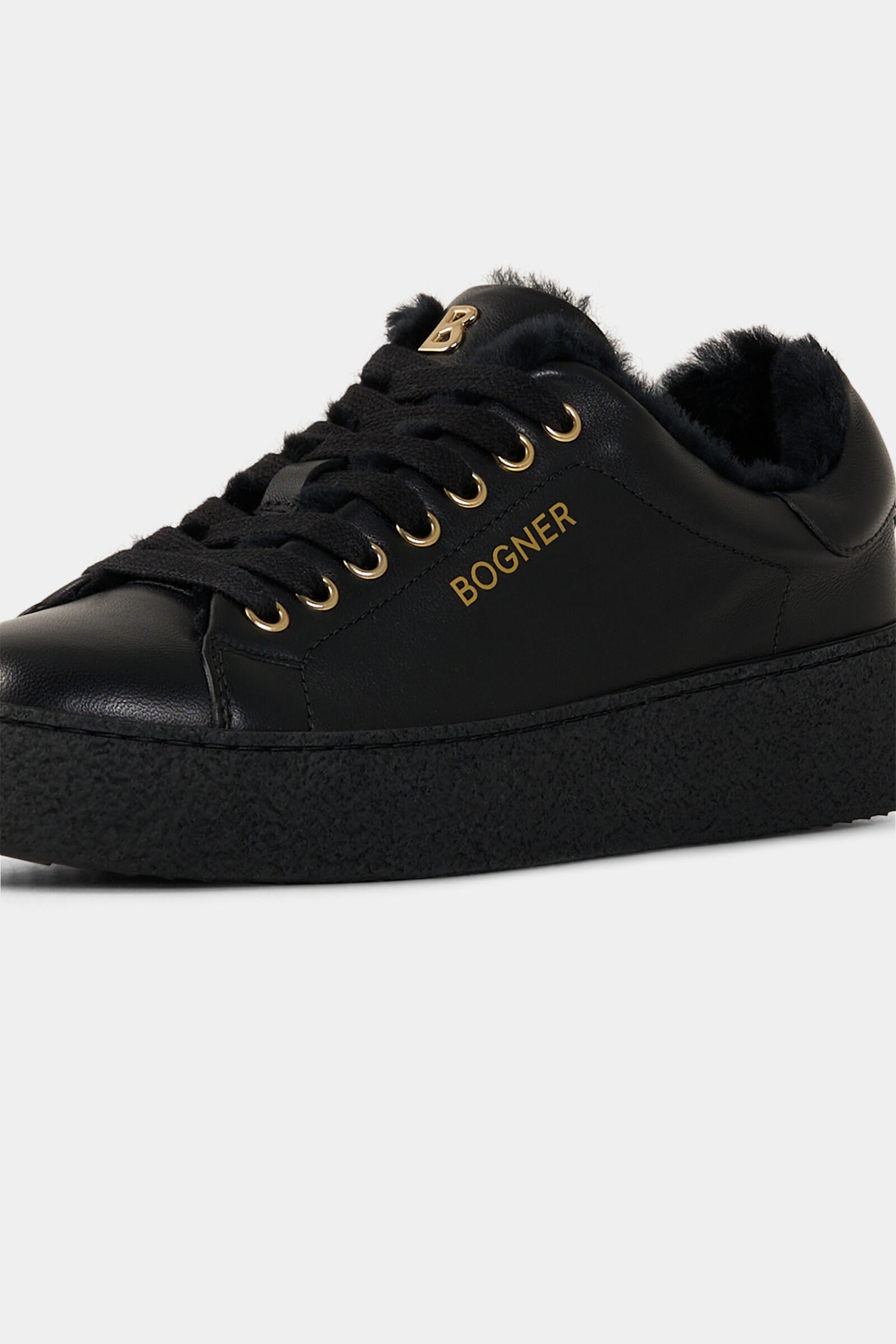 Lucerne Sneakers in Black - 7
