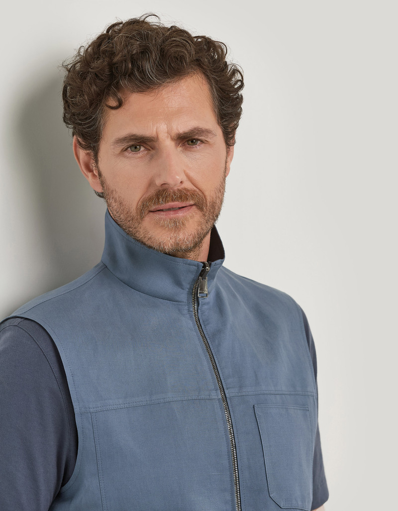 BLUE-SUGAR PAPER REVERSIBLE PUFFER GILET IN LINEN AND SILK BLEND 5