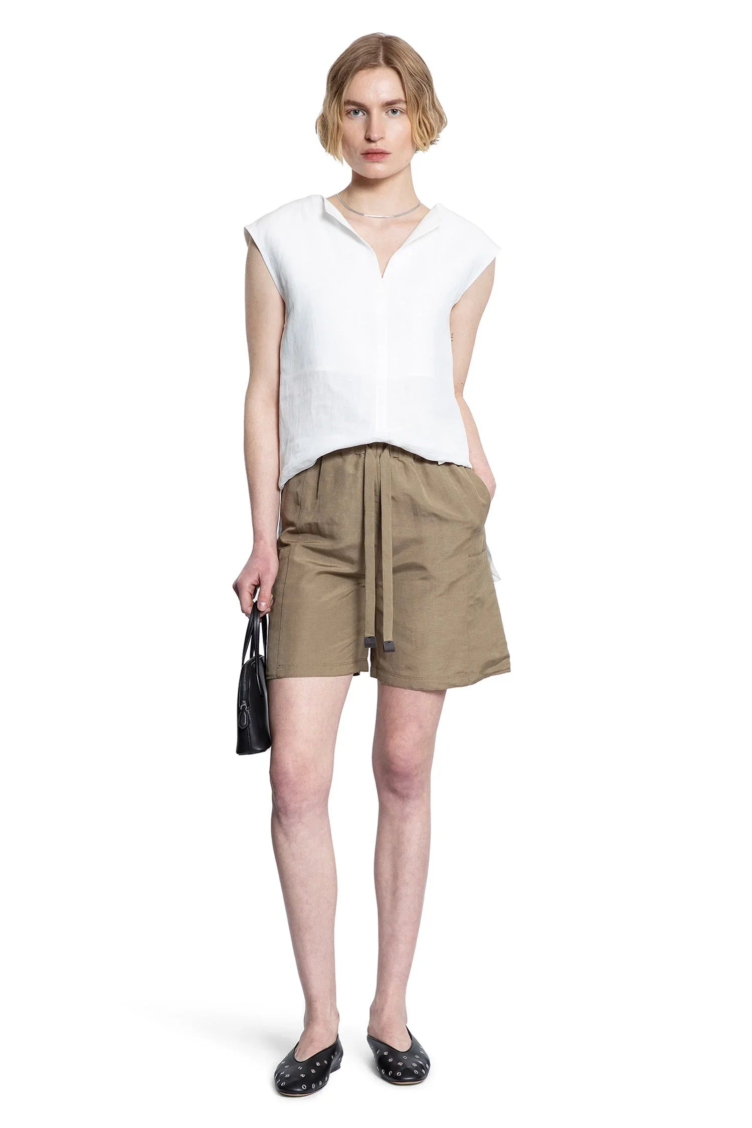 Linen-Silk-Drawstring-Shorts - 4