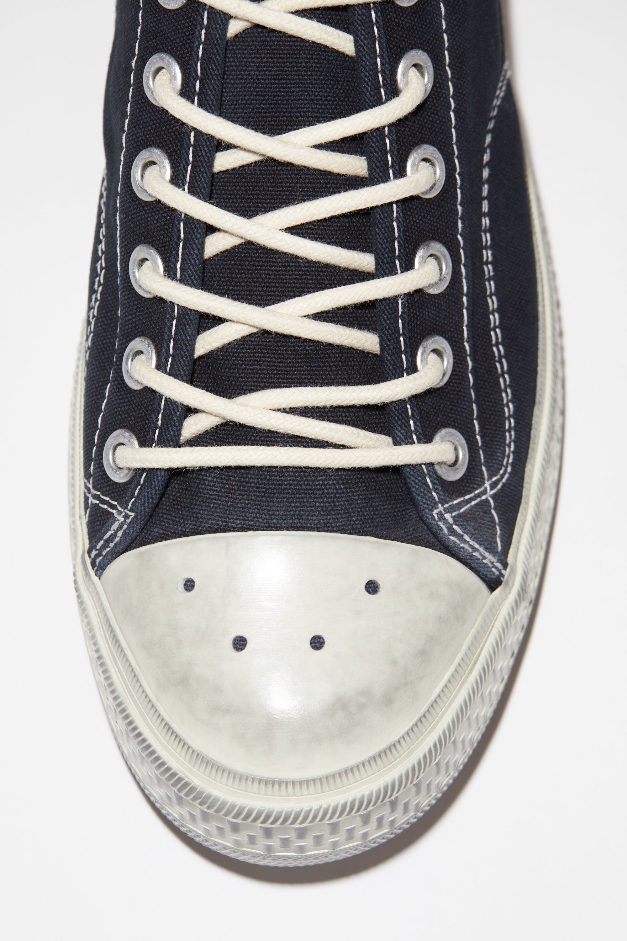 Low top sneakers - Black/off white - 6