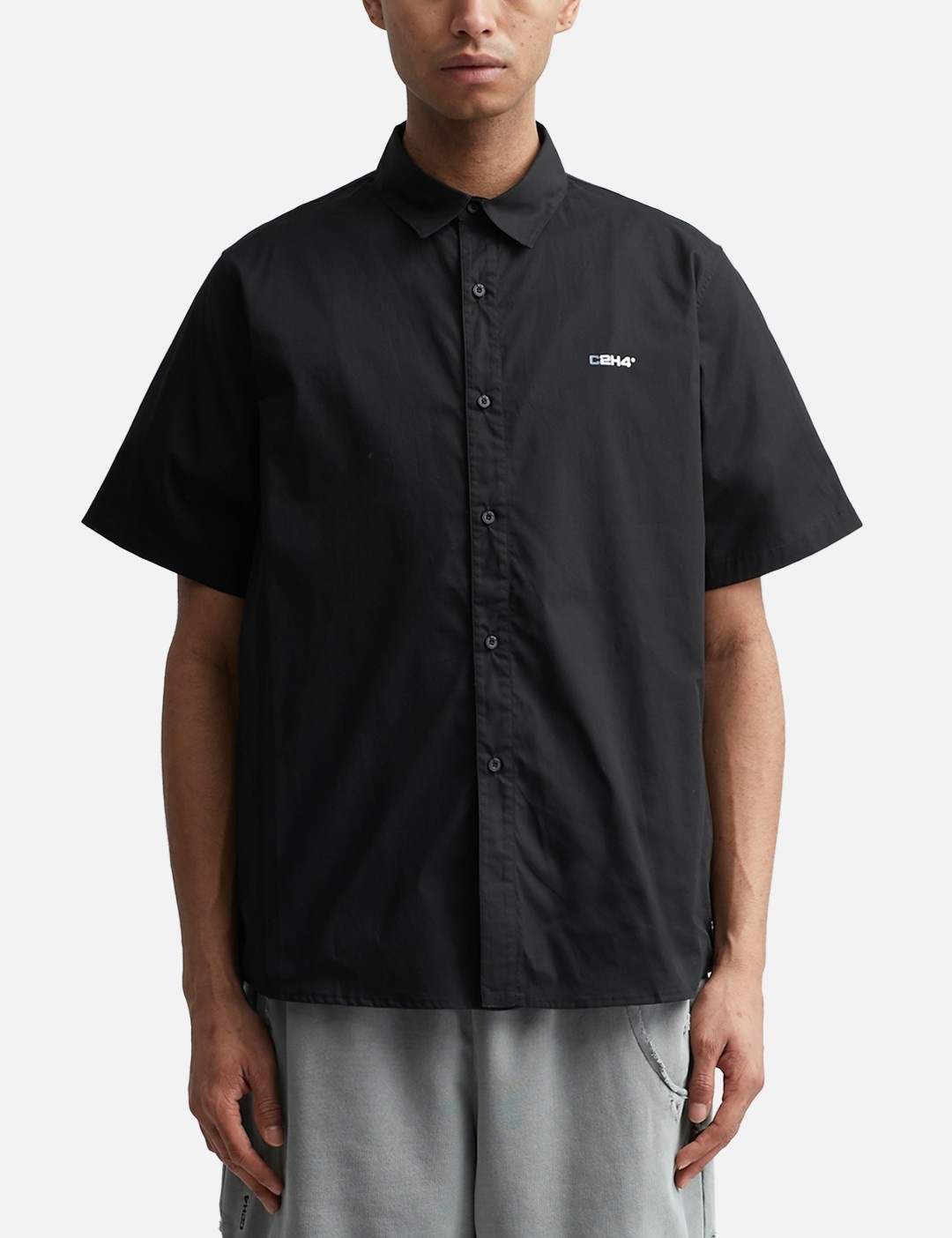 STAFF UNIFORM LOGO SHIRT - 3