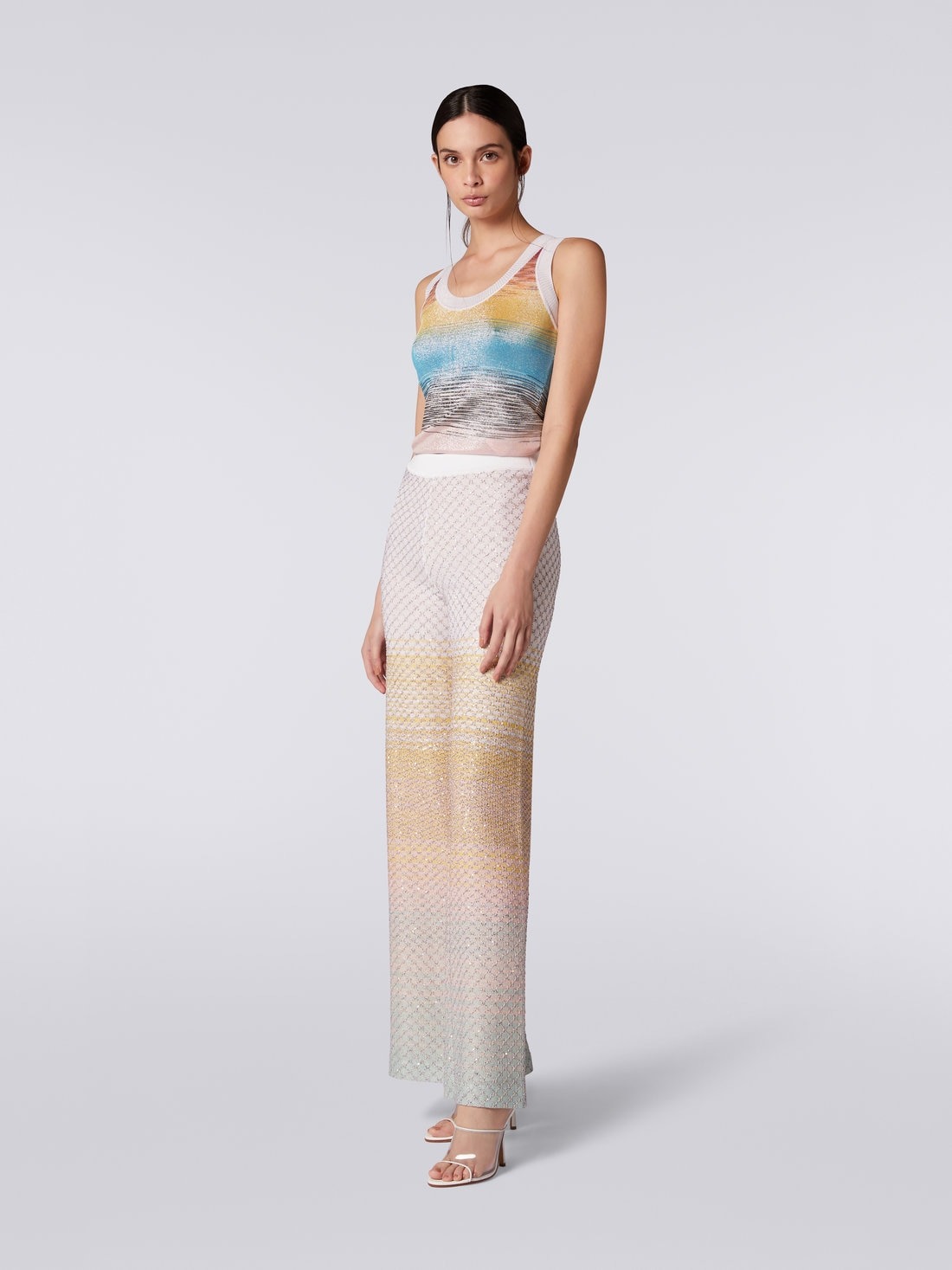 Flared knit trousers with sequins - 3