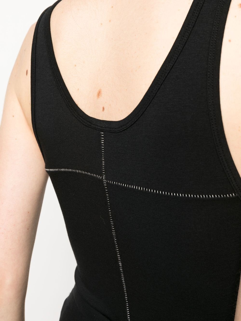 contrast-stitching sleeveless top - 5