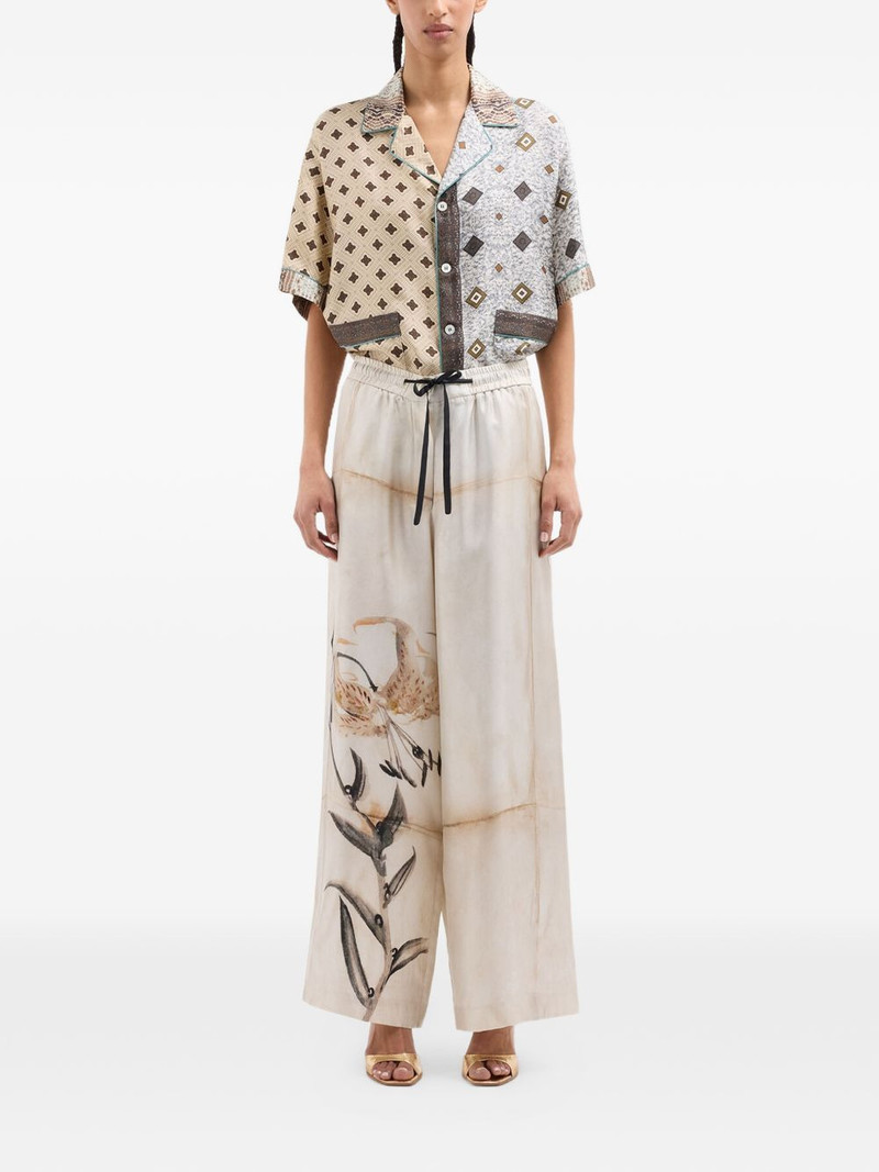 floral-detail trousers 3