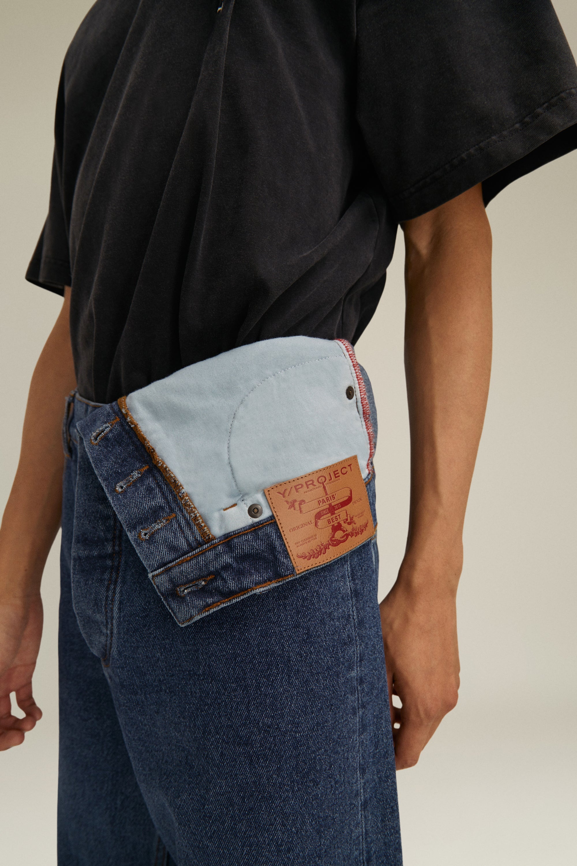 Classic Asymmetric Waist Jeans SS22 - 3