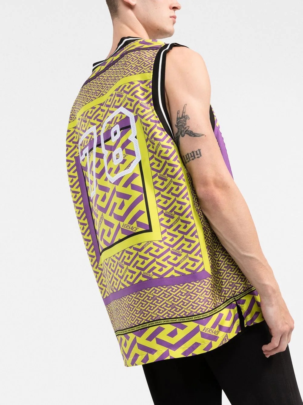 sleeveless logo-print tank top - 3