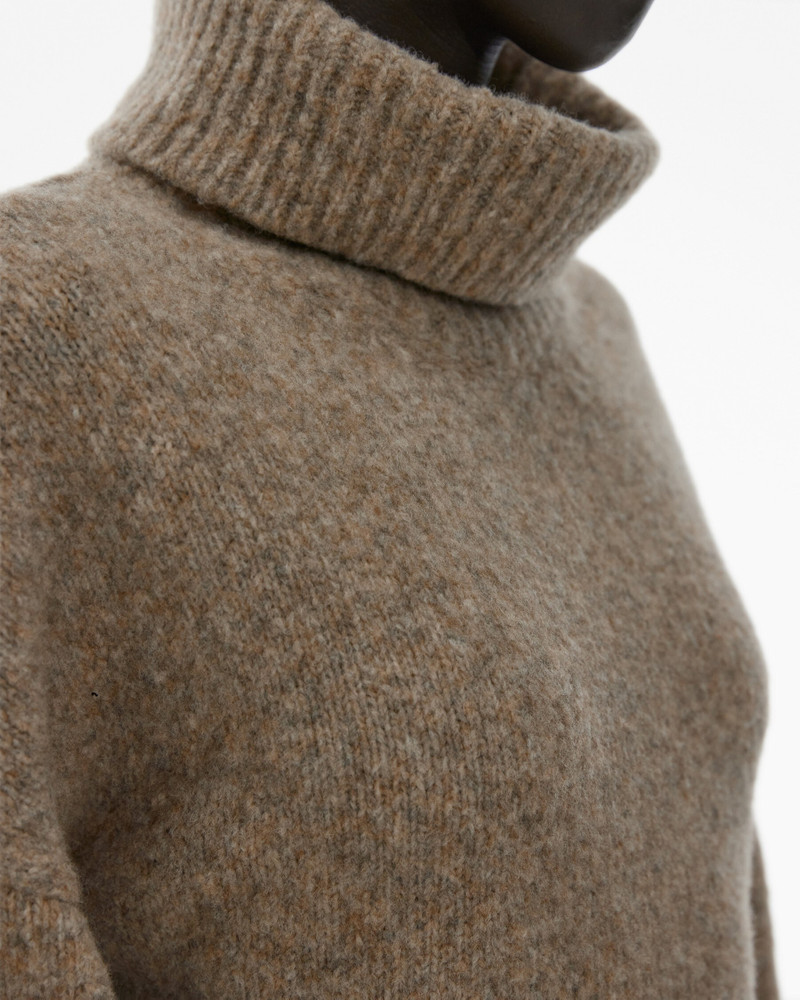 CROPPED TURTLENECK SWEATER 6