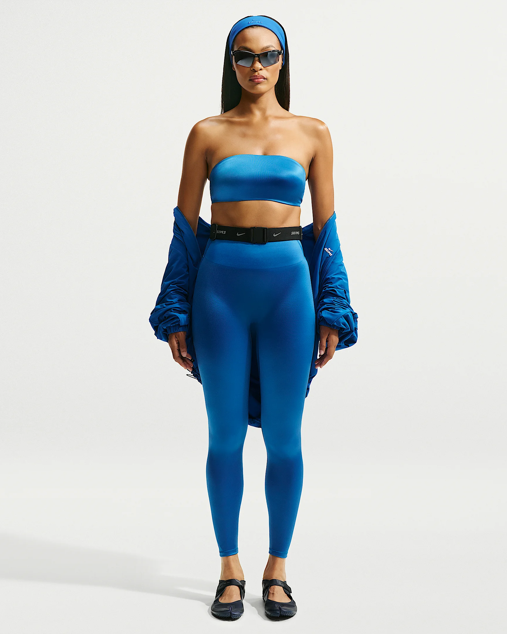 NikeSKIMS Satin Shine Women's High-Waisted Bonded 26" Leggings - 1