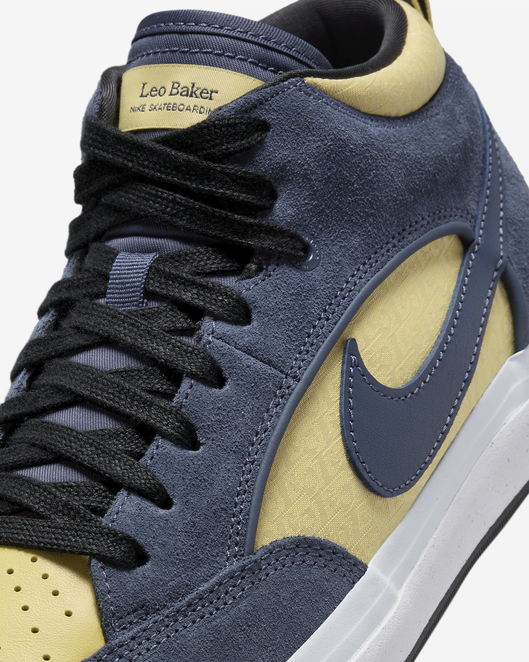 Men's Nike SB React Leo Skate Shoes - 7