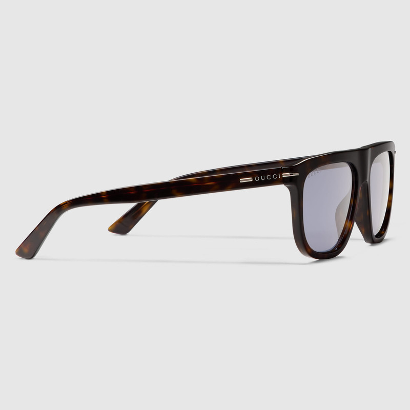 GUCCI Oval frame sunglasses outlook