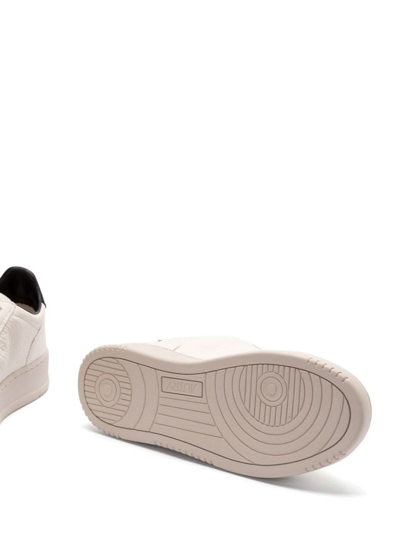 AUTRY Aulmle sneakers outlook