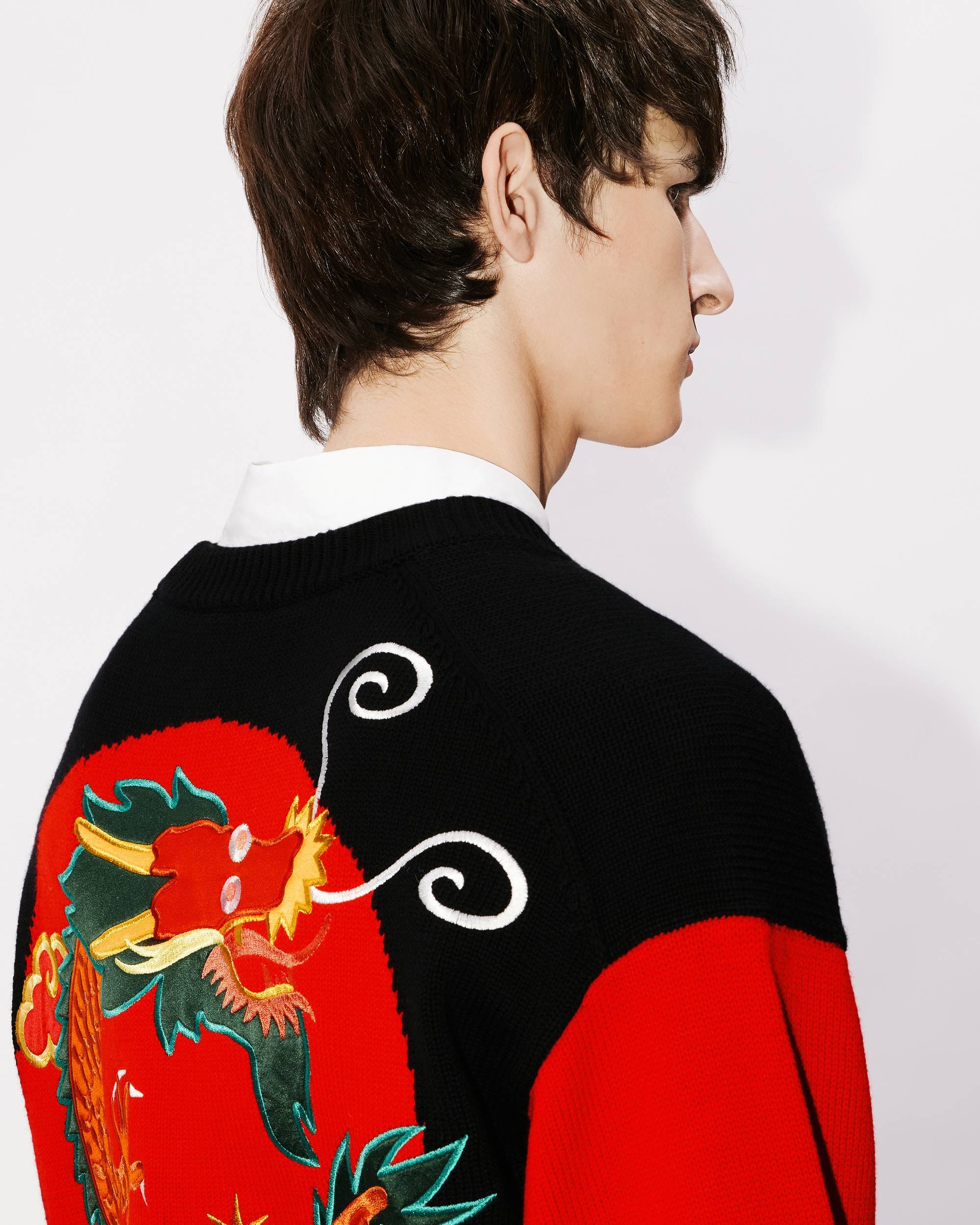 'Year of the Dragon' embroidered genderless jumper - 13