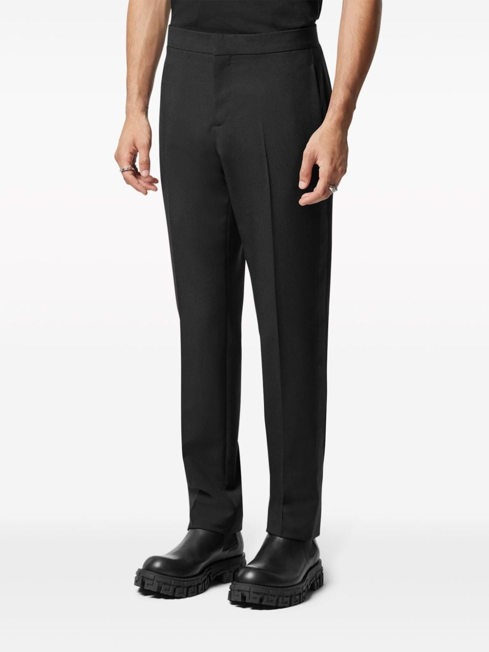 logo--appliquÃ© tapered chino trousers - 3