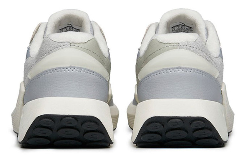 ANTA (WMNS) ANTA Icing 'Grey' 922248856-1 outlook