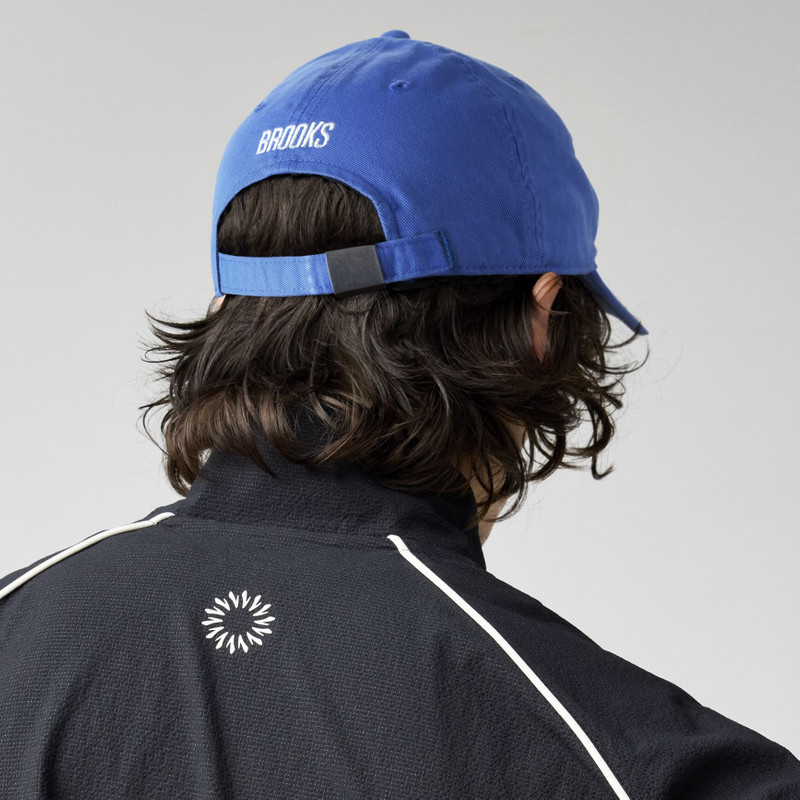 BROOKS Heritage Run Cap outlook