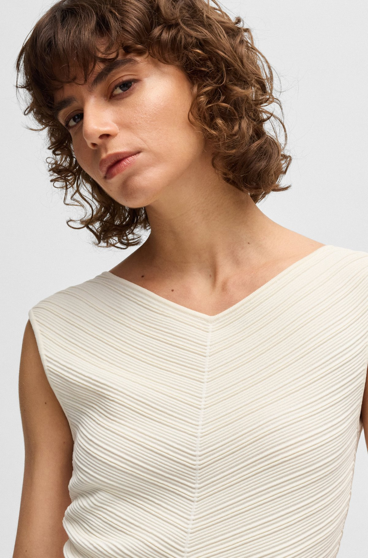 V-NECK TOP WITH KNITTED STRUCTURE - 5
