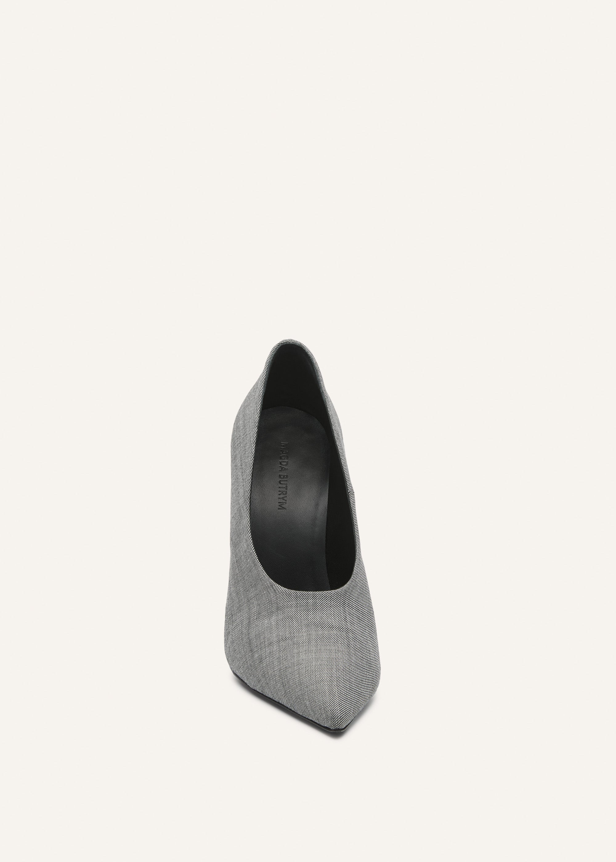 Loomed sculptural pumps in grey - 3