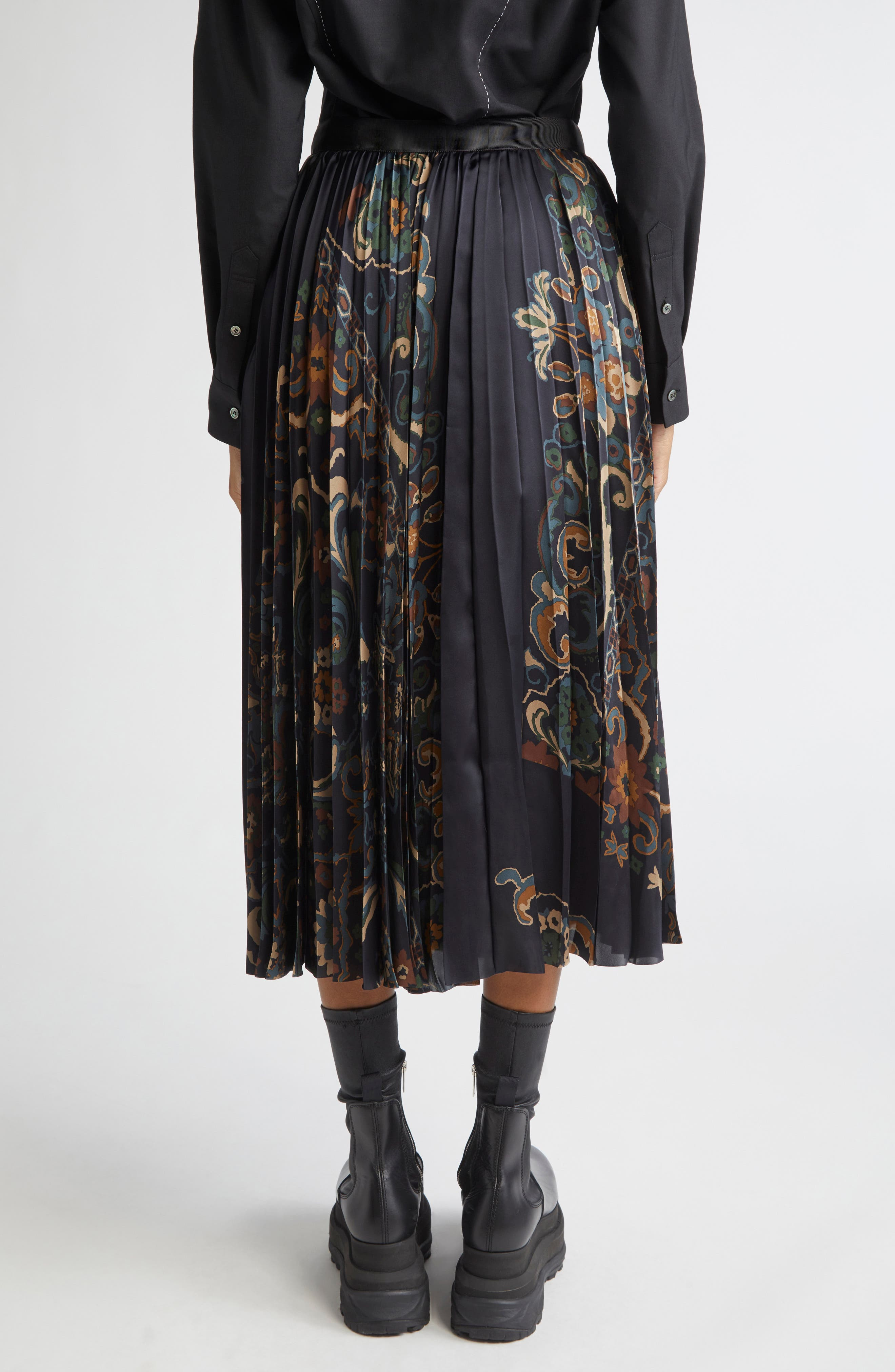 Sacai Floral Print Pleated Midi Skirt in Navy at Nordstrom - 3