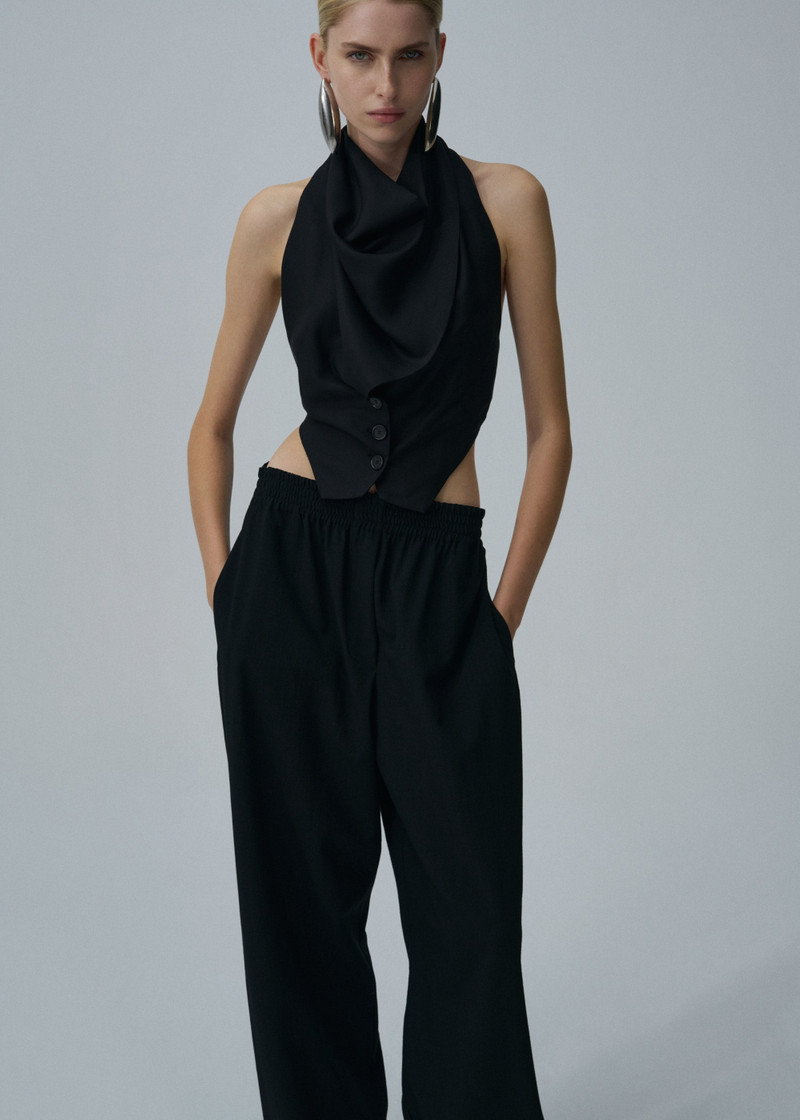 MAGDA BUTRYM Elastic waistband trousers in black outlook