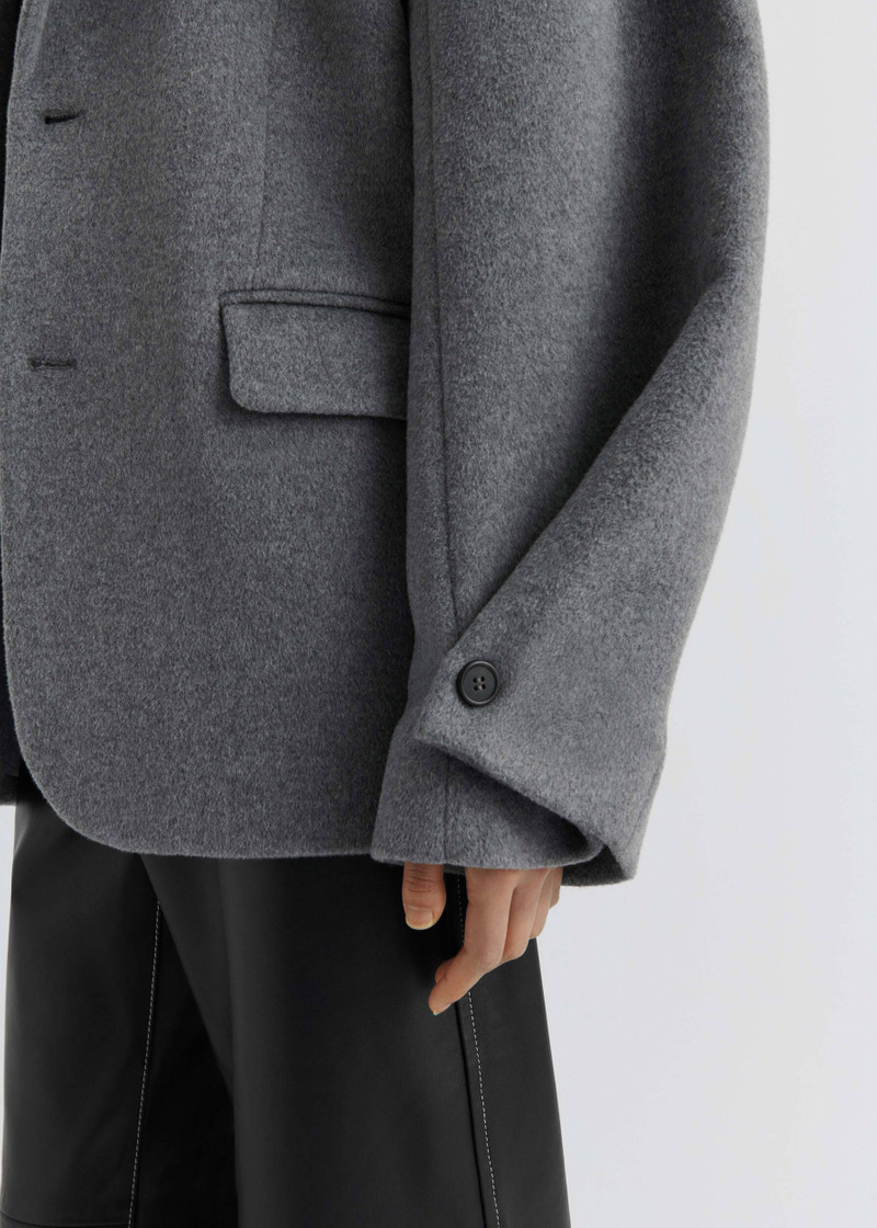 Arlo Blazer 6