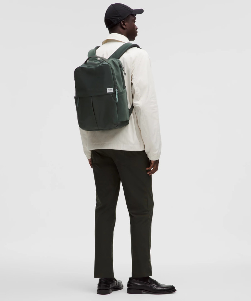 lululemon Everyday Backpack 21L outlook