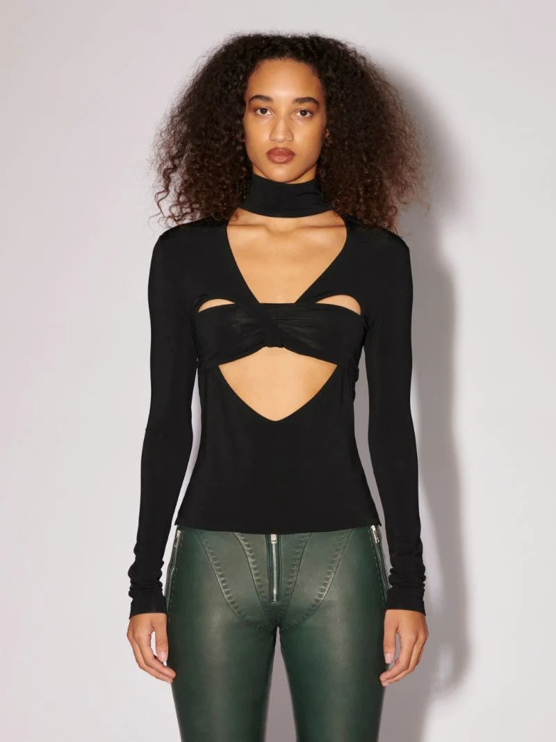HEART SHAPED TURTLENECK TOP 3