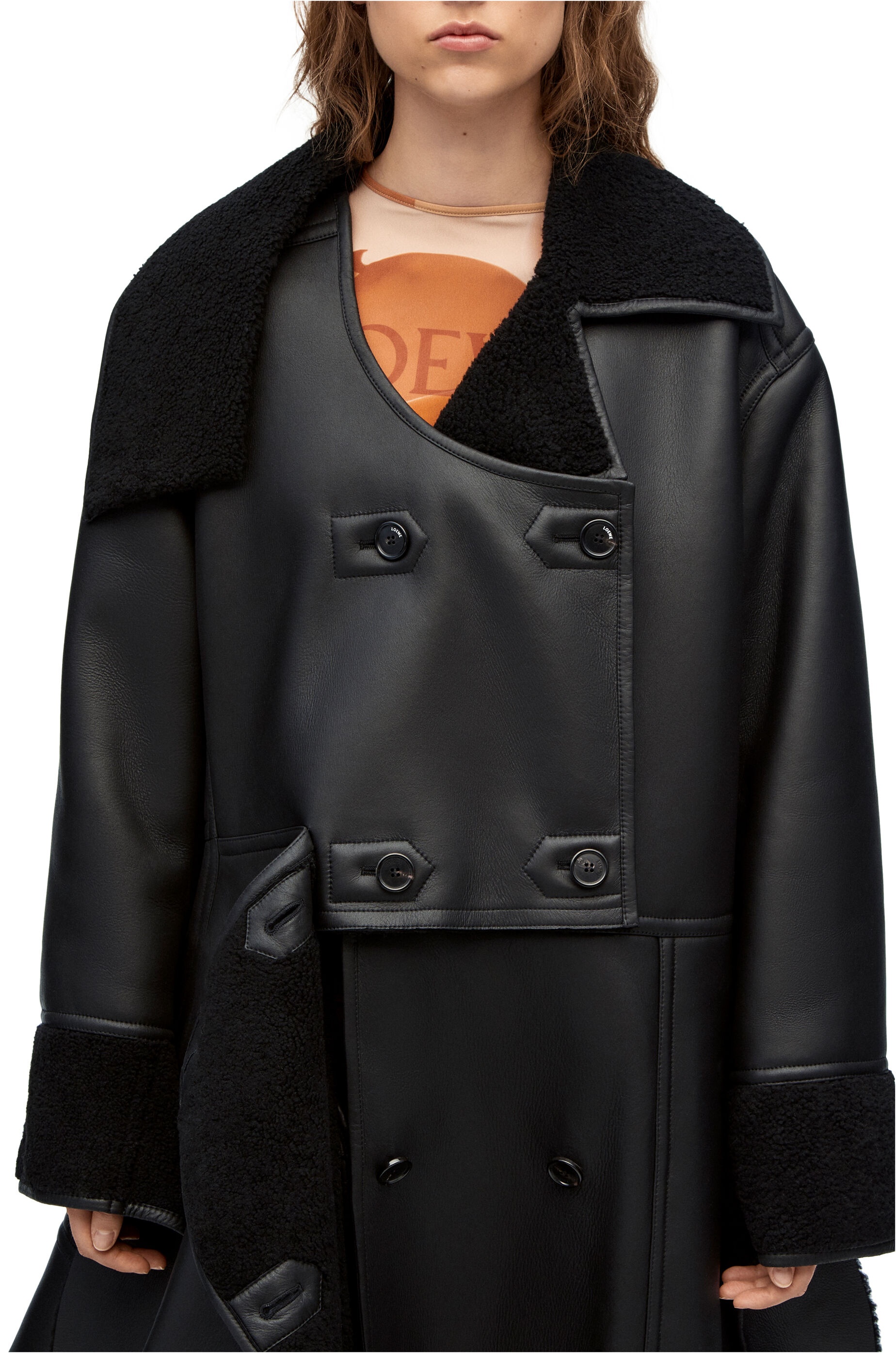Deconstructed coat in shearling - 5