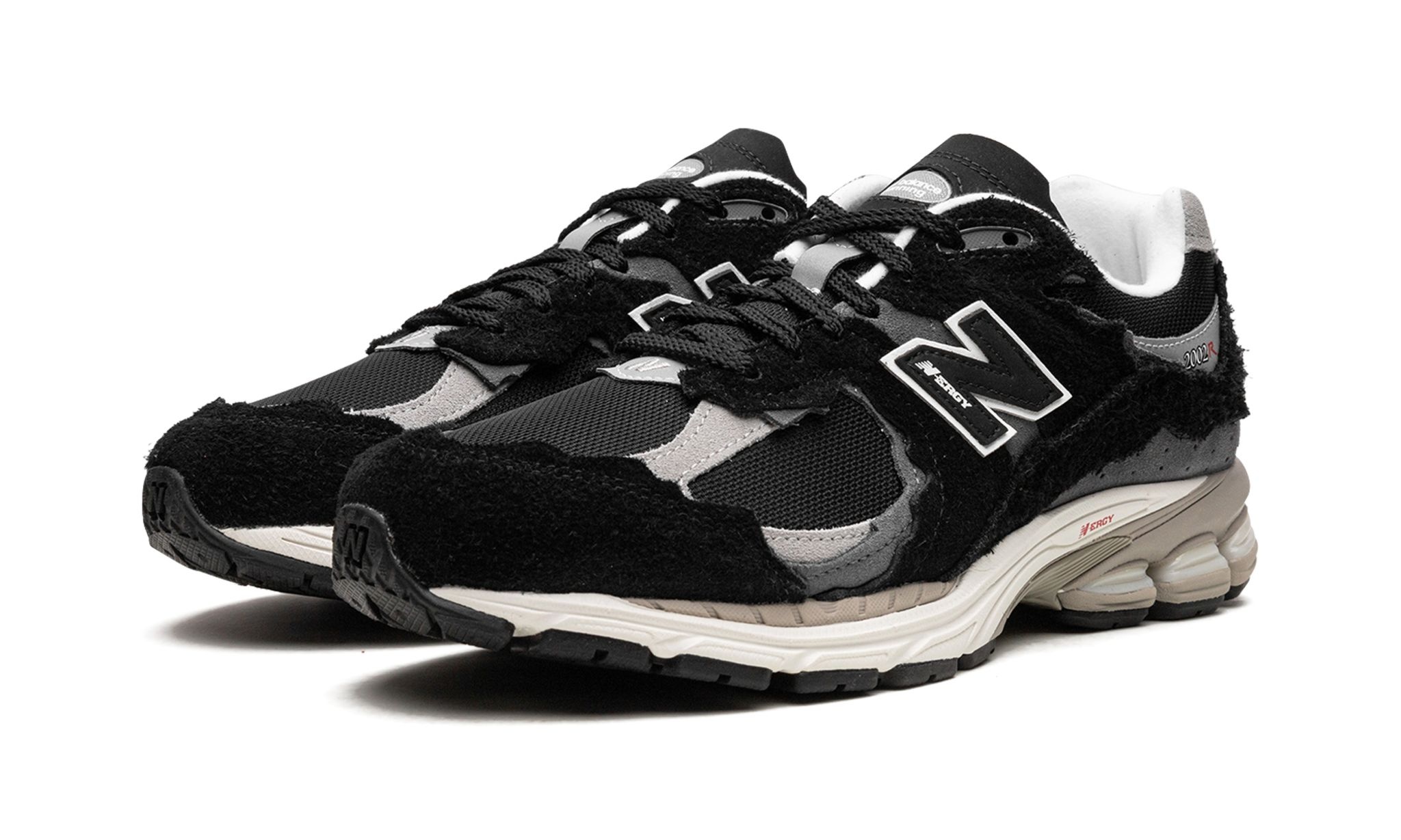 New Balance 2002R "Protection Pack - Black / Grey" - 2