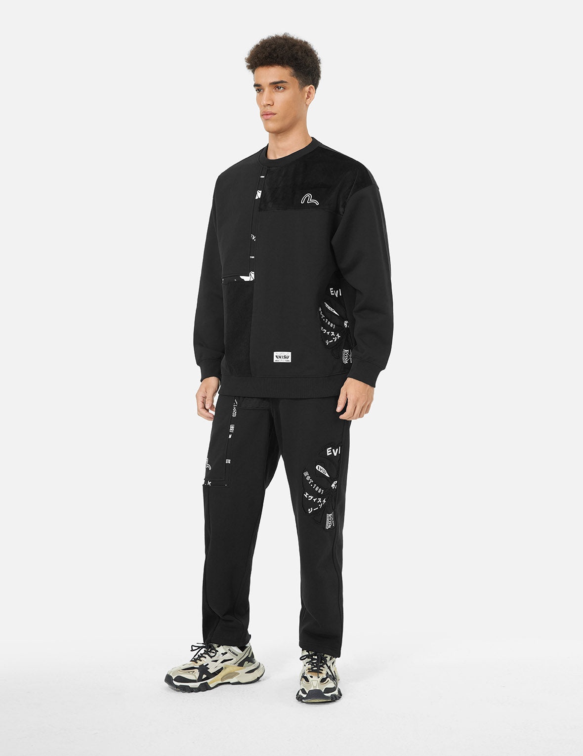 Kamon Appliqué Patchwork Loose Fit Sweatpants - 3