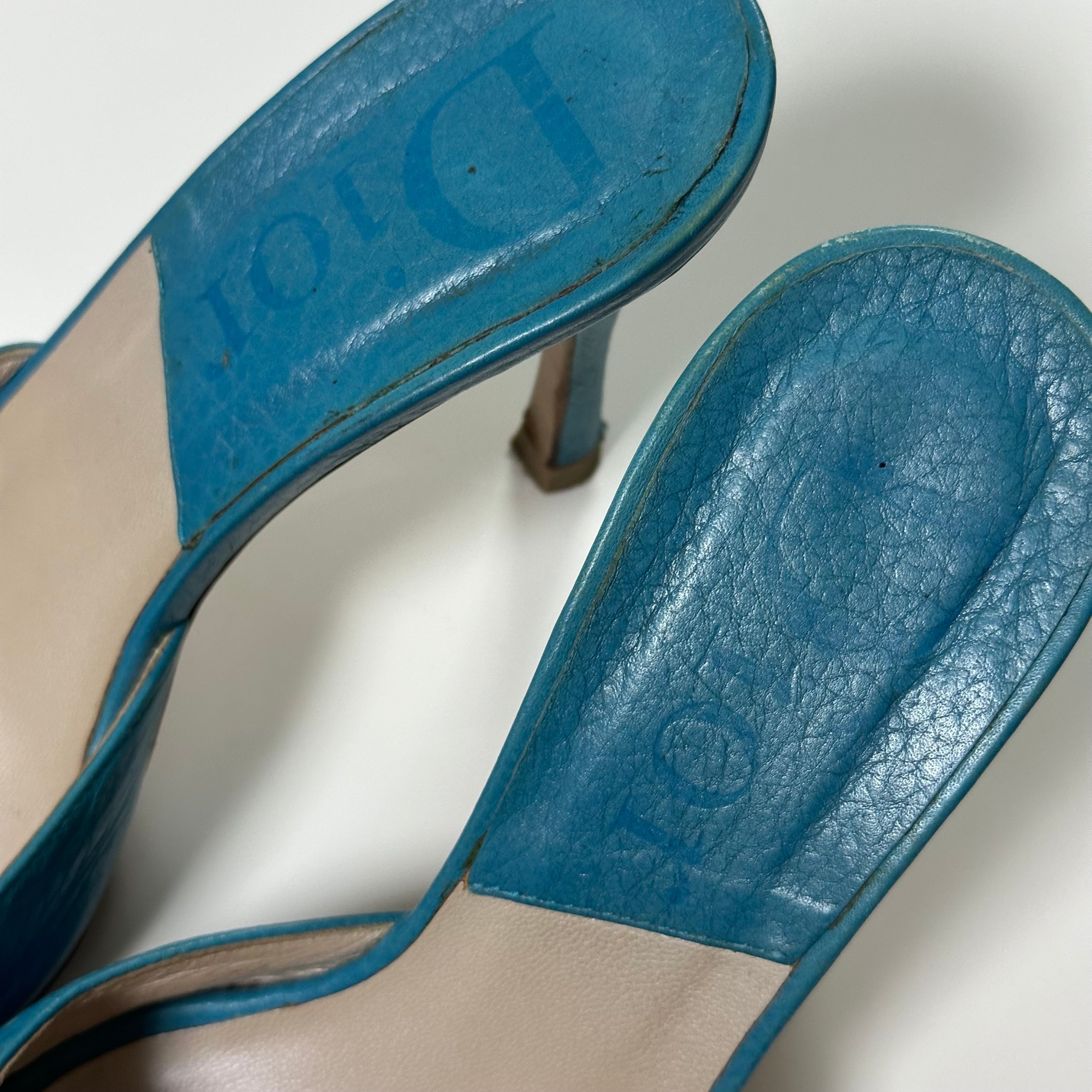 CHRISTIAN DIOR Fall Winter 2003 Lock and Key Embroidered Sandals - 6