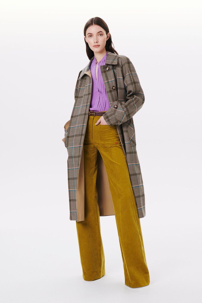 Patch Pocket Belted Coat in Turquoise-Olive 3